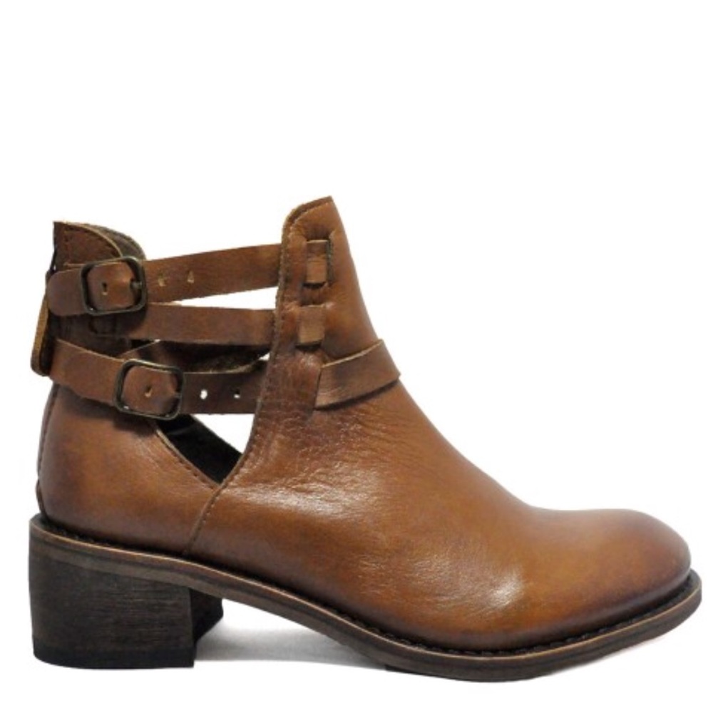 NIB Daphne Distressed Full Grain Leather Boots - Picture 6 of 8